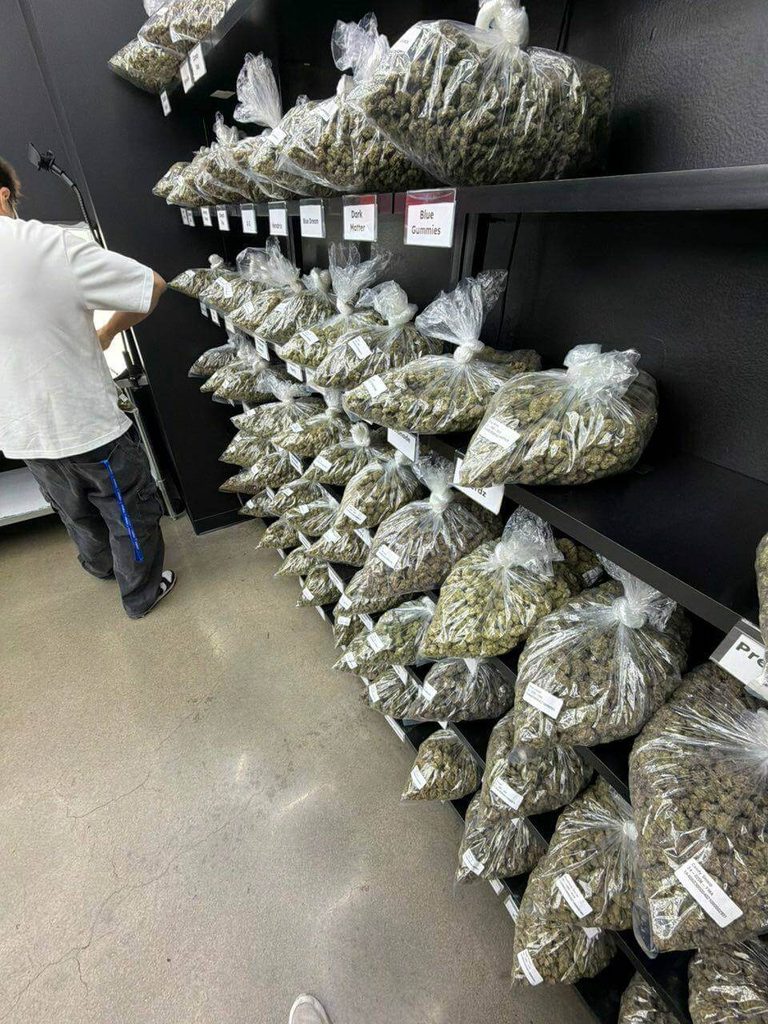 Premium weed delivery in London discreetly